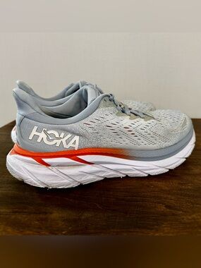 Hoka Clifton 8 running shoes "Blue Fog/Plein Air" Women’s Size 8.5